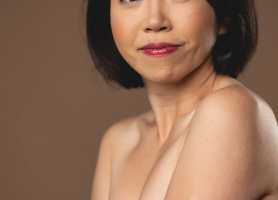 This is a headshot photograph of a lady based in Toronto, Canada. This was shot by DCAM Productions, a company that specializes in commercial and portrait photography.